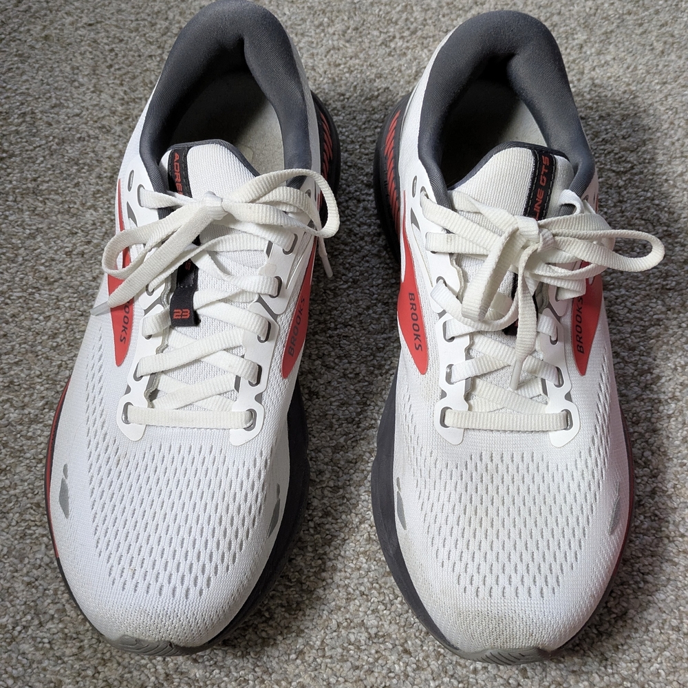 Brooks Adrenaline GTS 23 mens 8.5 Shoes White Red Sneaker Running